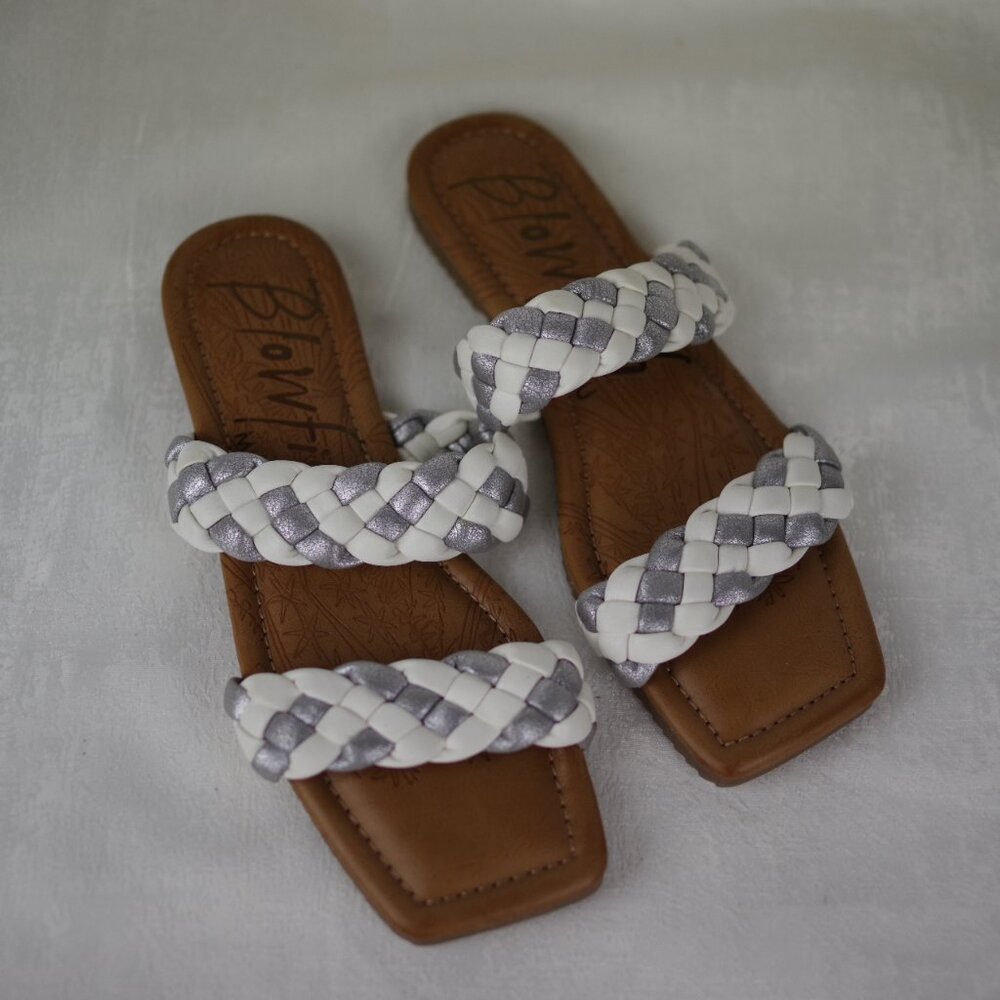 BLOWFISH SANDALS WOMENS 9 SHOES